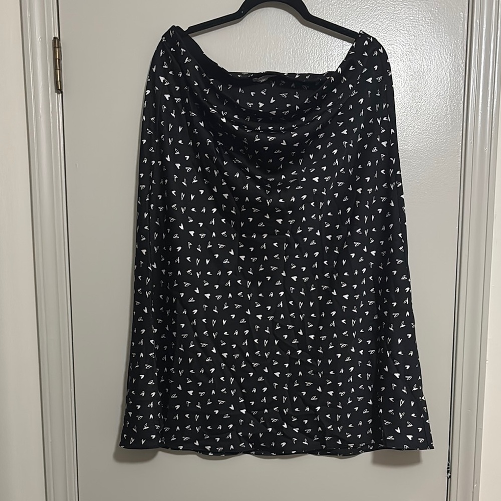 Black and White Patterned Skirt